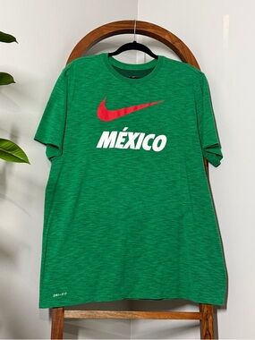 Nike XL Green Mexico Short Sleeve Tee Shirt World Cup Soccer Football